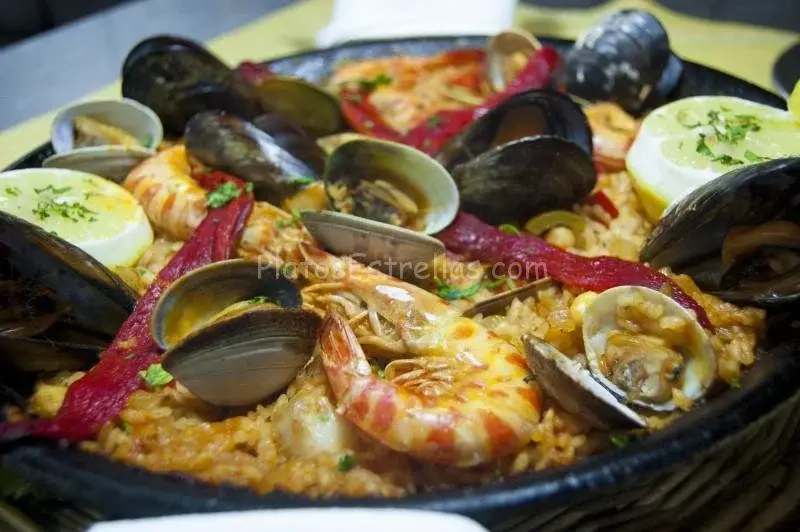 Paella Marisco – Masía del Mar
