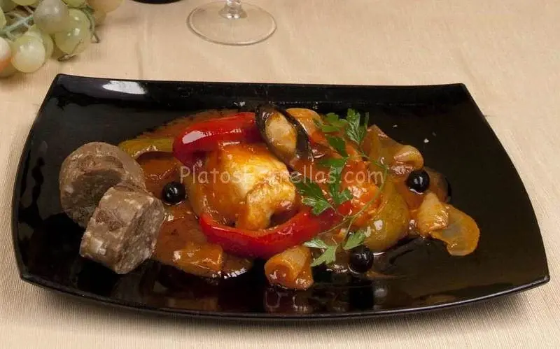 Bacalao encebollado