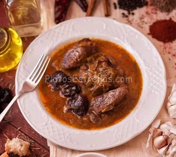 Cordero a la ciruela