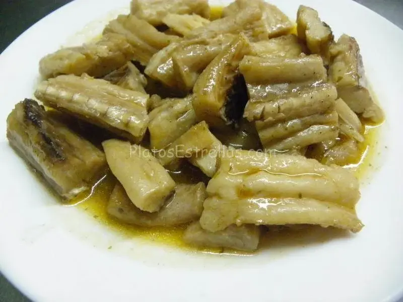 Tollos en salsa