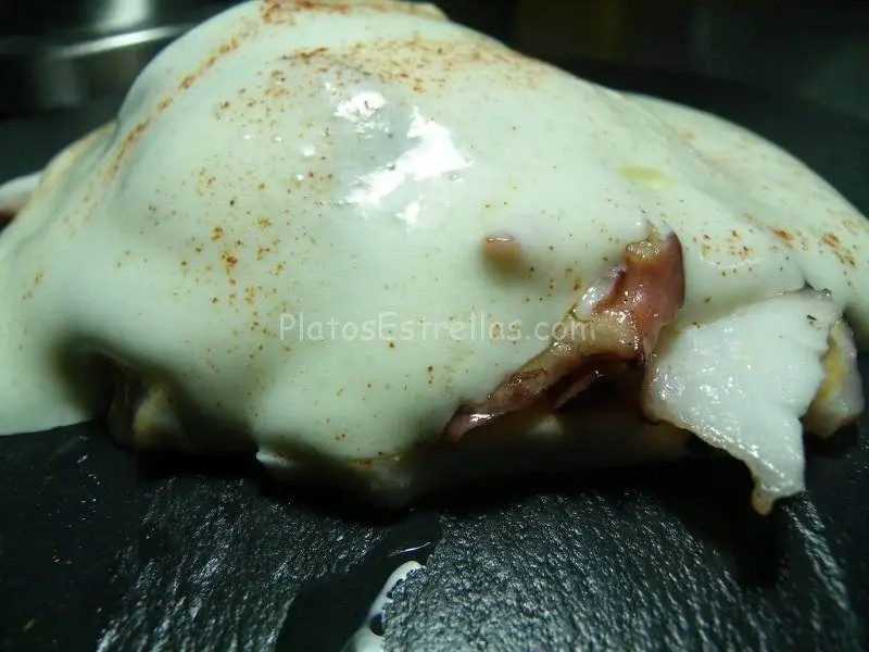 Pulpo a la parrilla con espuma papas negras -Clavijo 38