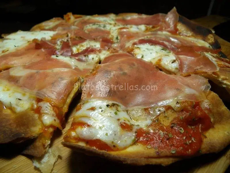 Pizza frita napolitana – Convivio