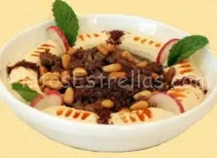 Crema de garbanzos con ternera