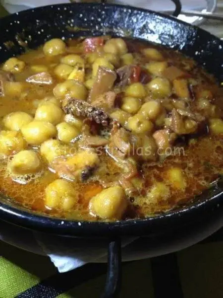 Plato Estrella - Garbanzas con pulpo - Rinconcito de Hilario