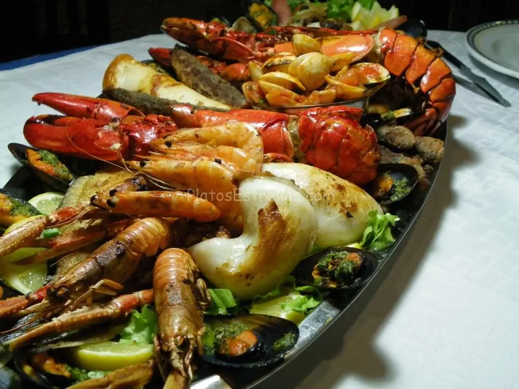 Parrillada Mariscos y Pescados