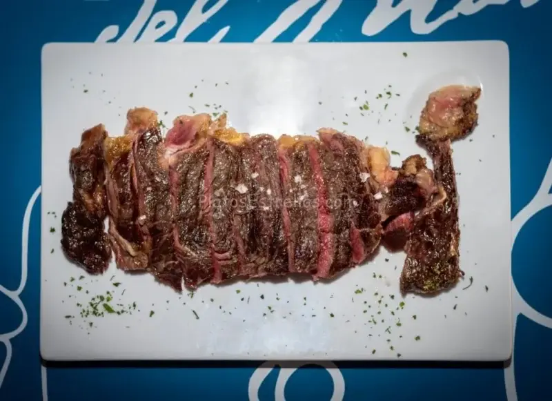 Chuletón a la brasa – La Taberna del Mar