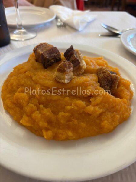 Hostal Restaurante Venta Rasquilla , Patatas Revolconas, Ávila ,España